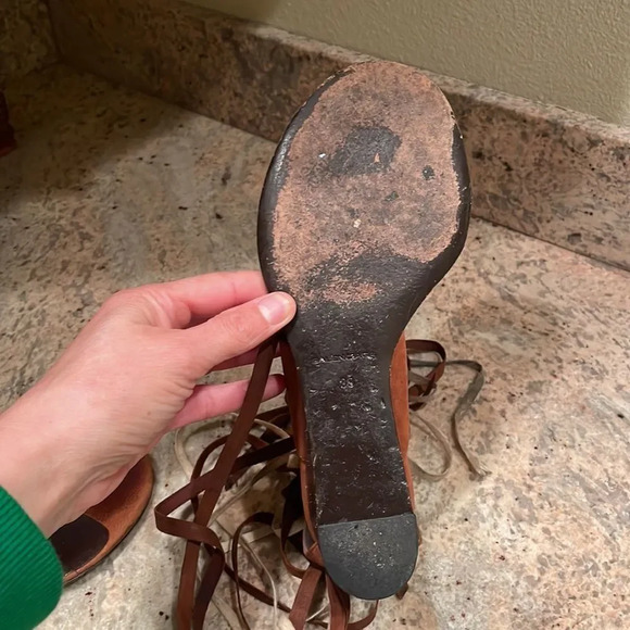 Balenciga woman’s brown wrap around ribbon wedge sandals - Picture 11 of 11